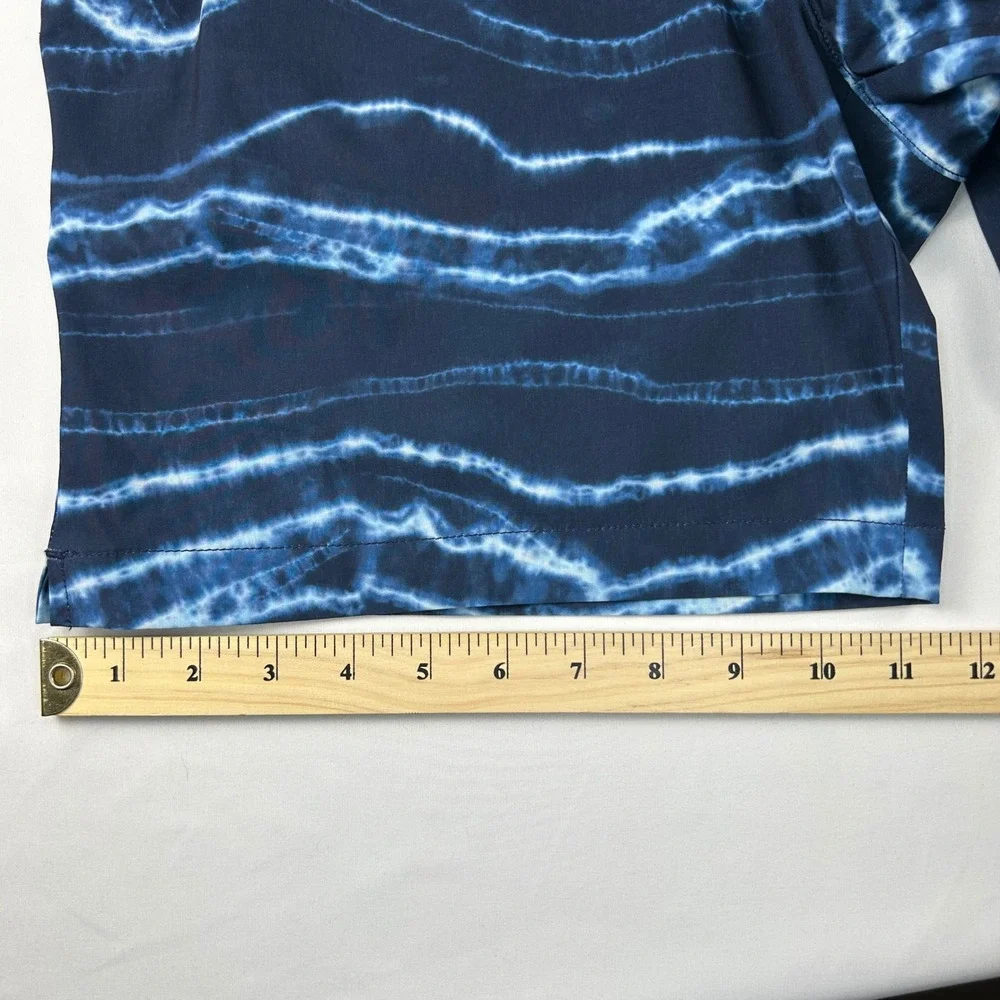 Banana Republic Mens Hybrid Shorts Blue Tie Dye Wave Elastic Waist Size M 664832